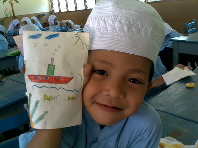 Bangunan dan Murid Sekolah Rendah Islam Al-Irsyad SRAI Kuantan